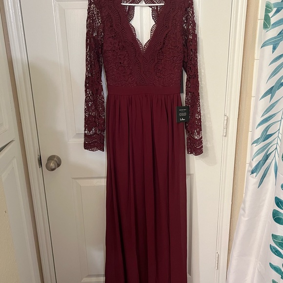 Lulu’s Awaken My Love Burgundy Long Sleeve Lace Maxi Dress - NWT - Picture 5 of 5